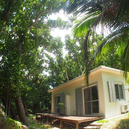 Kuganipi Beachside Inn Iriomote Urauchi Exterior foto